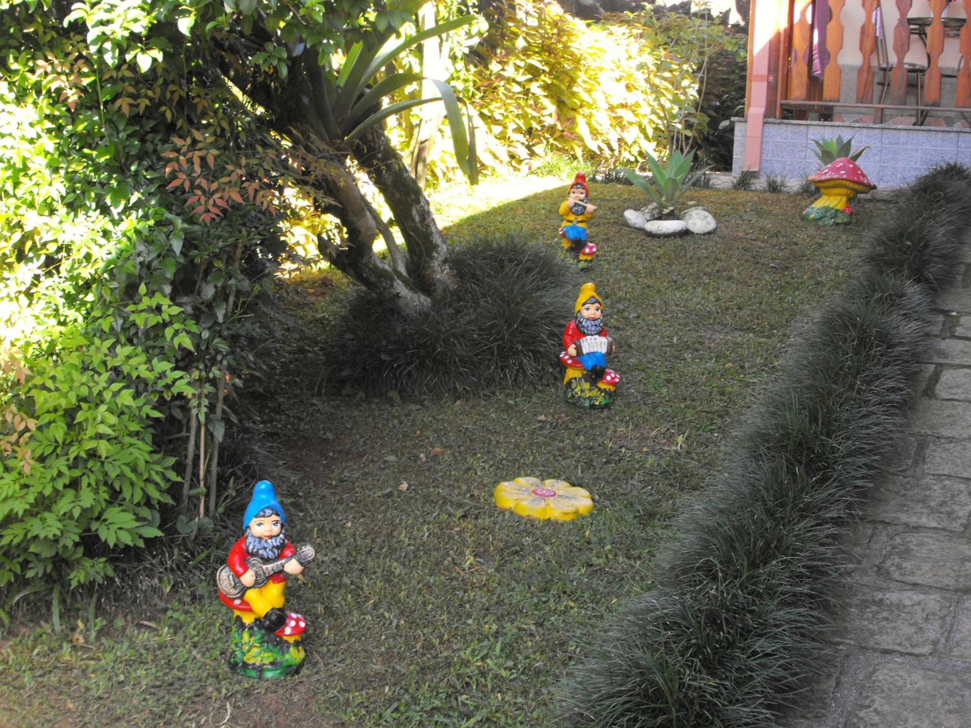 Pousada Cascata Dos Amores เตเรซอโปลิส ภายนอก รูปภาพ